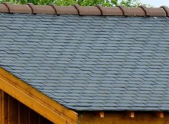 QUEL TYPE DE TOITURE CHOISIR POUR SON ABRI DE JARDIN ?